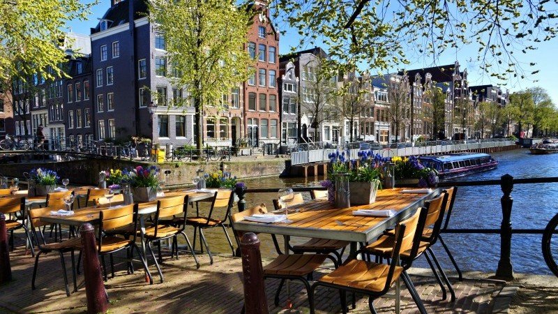 Amsterdamcafe.jpg