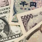 US_dollar_and_Japanese_yen_070823.jpg